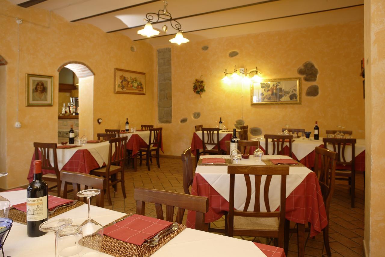 Osteria I'Casolare Hotel ซาน จิโอวานนิ วาลดาร์โน ภายนอก รูปภาพ